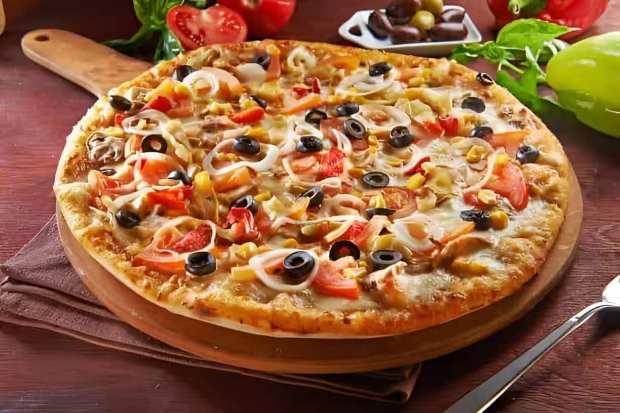 Zaika Lounge Special Pizza
