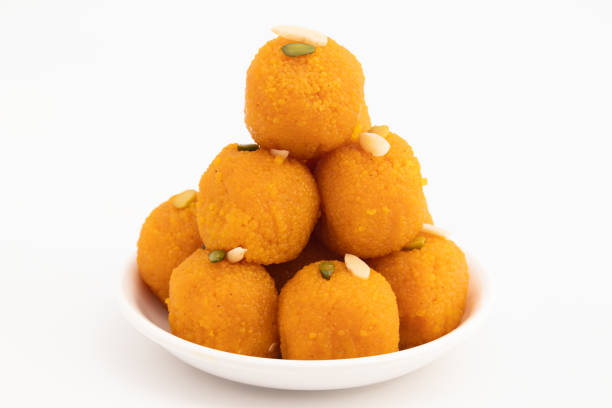 Besan K Laddu