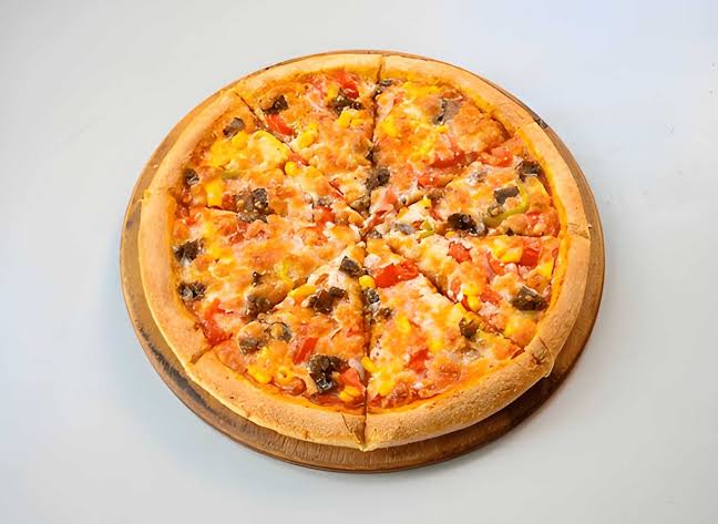 Dubai Regular Pizza