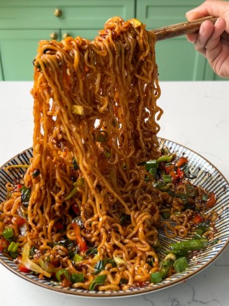 Chicken vegetable Noodles