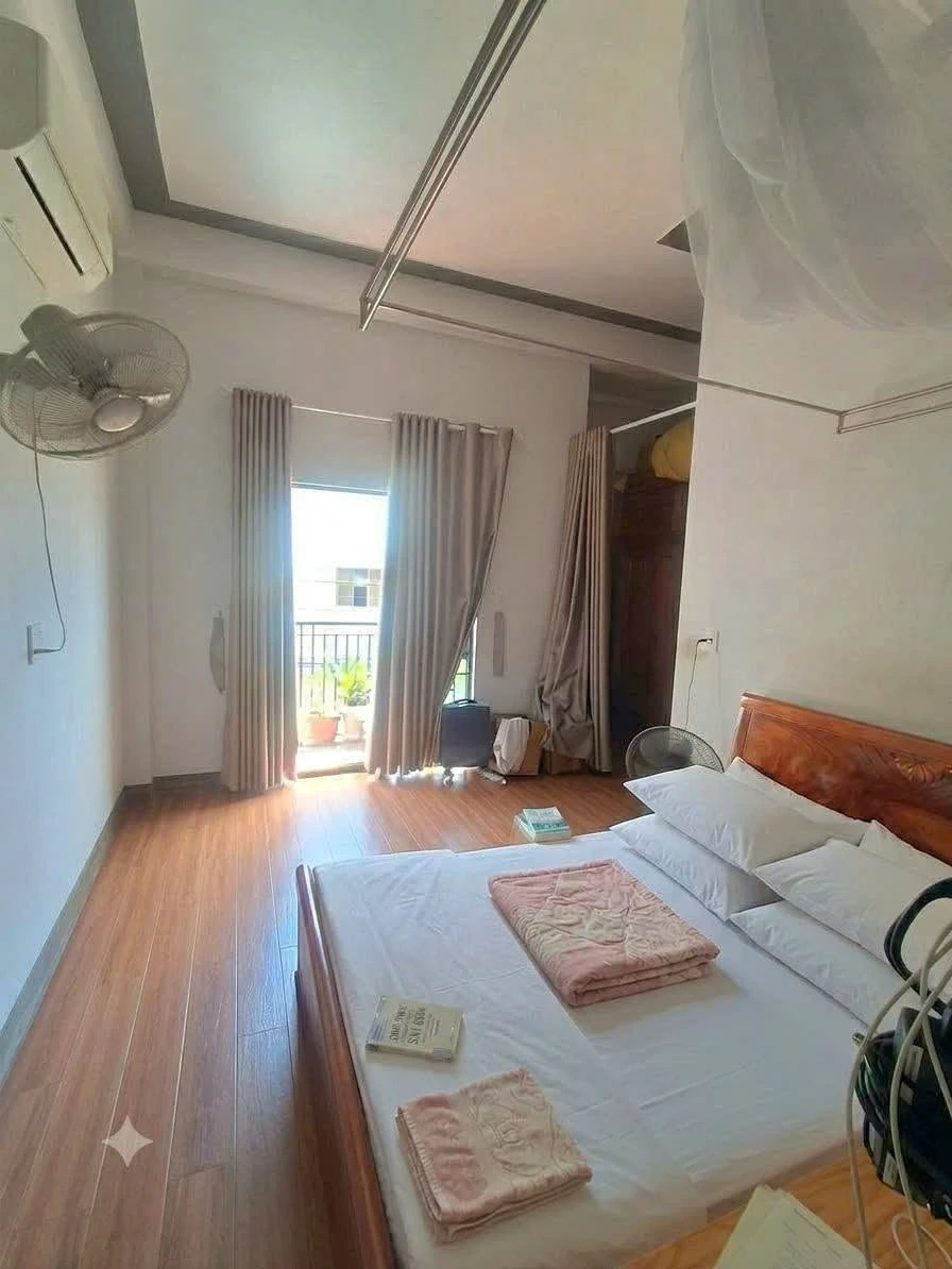 Bán nhà mặt tiền 3 tầng 96m2 Quang Trung Quy Nhơn 9 tỷ - Ảnh thu nhỏ 5