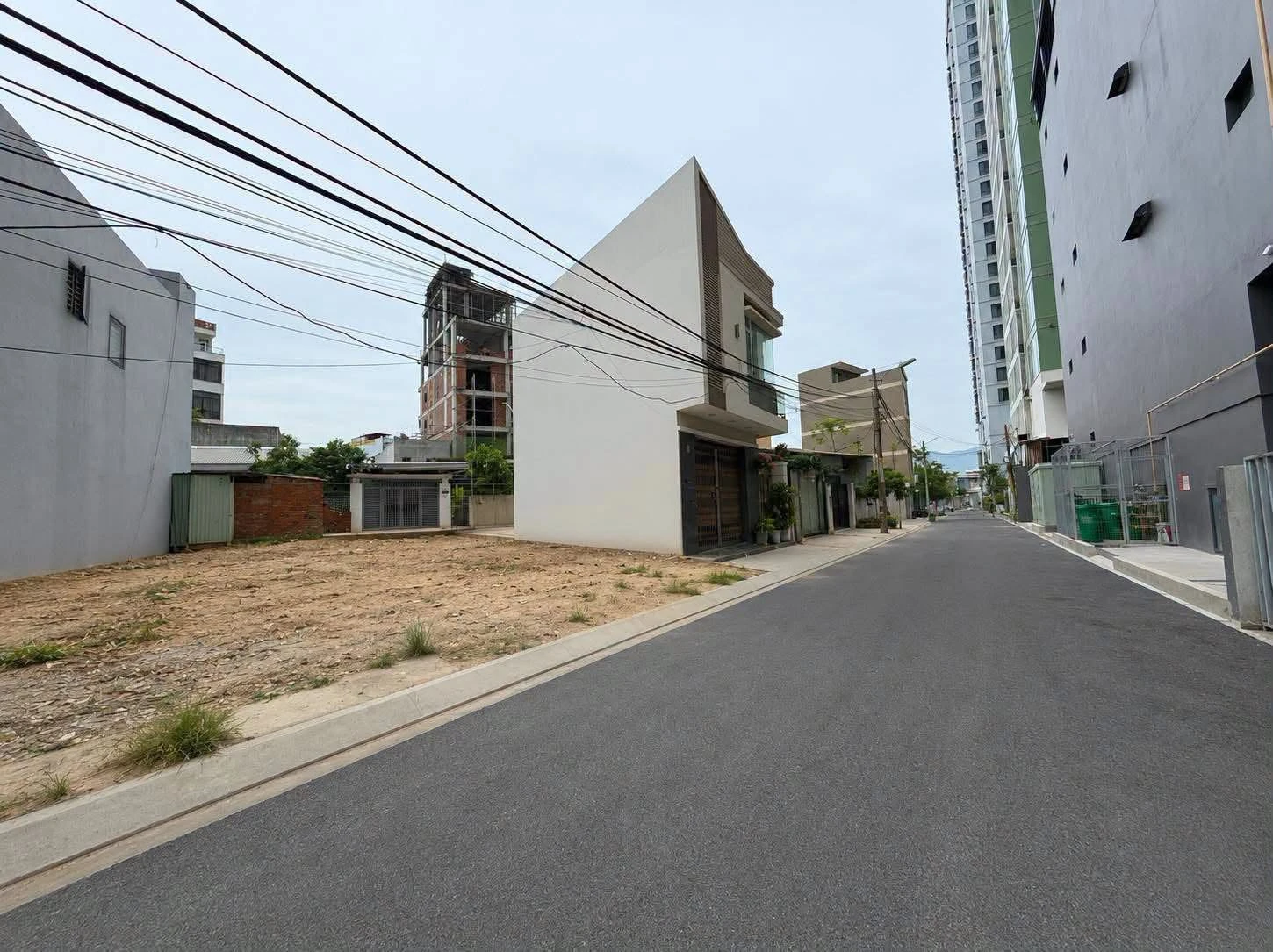Bán đất Lê Bôi 167m² ngang 10m sát biển Sơn Trà - Ảnh 1