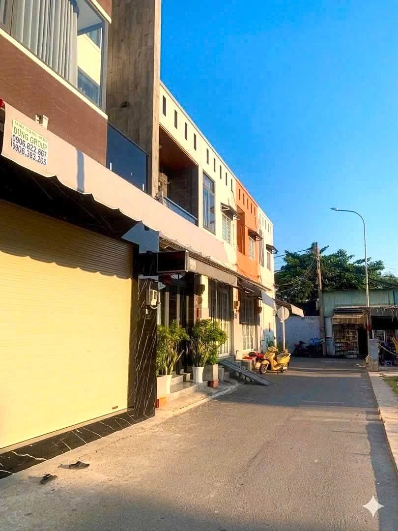 Bán nhà 2 tầng 2 mặt tiền 52m² đường Huỳnh Tấn Phát, Quận 7, giá 5,85 tỷ - Ảnh thu nhỏ 2
