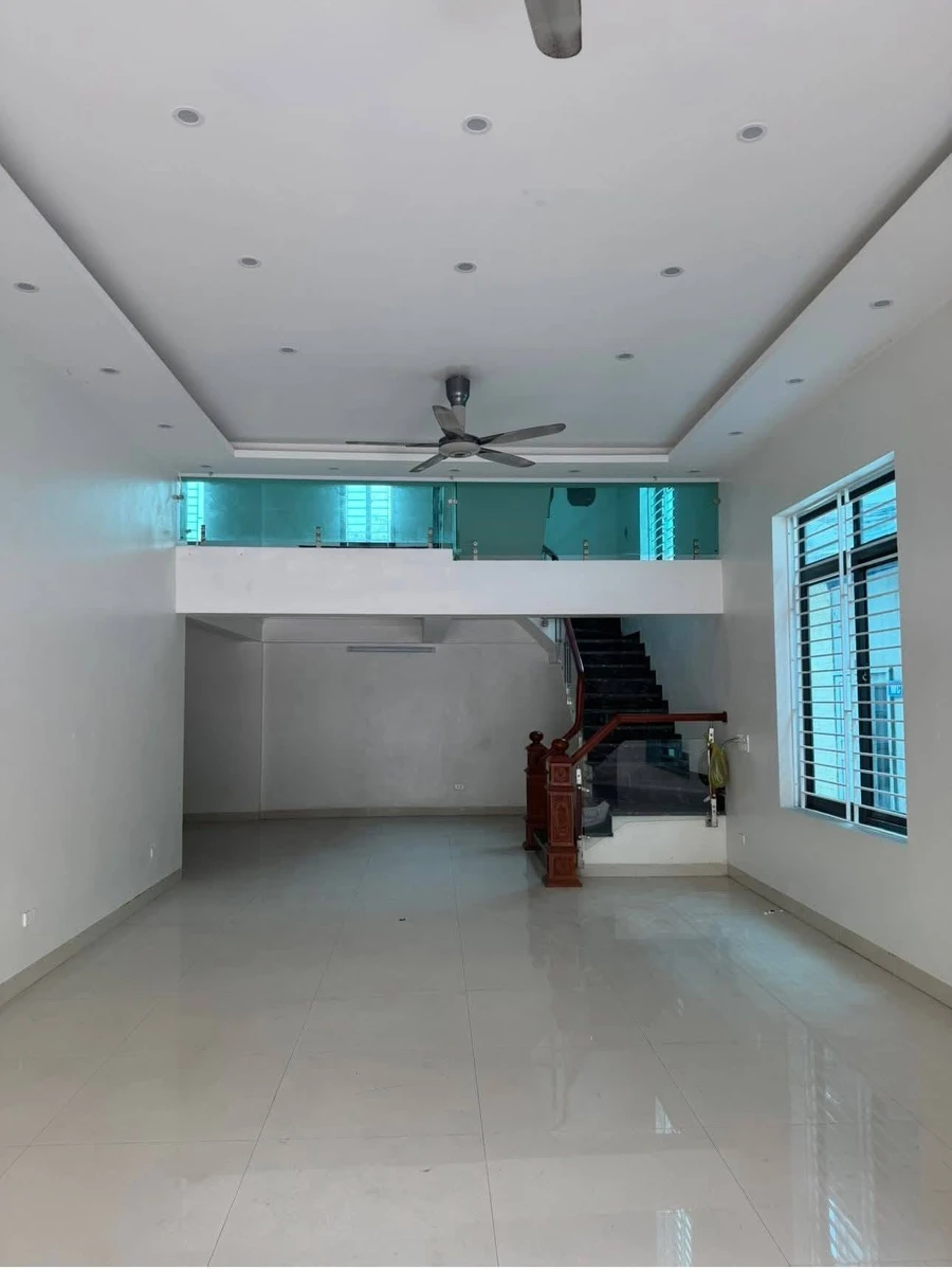 Bán nhà 3 tầng 2 mặt tiền Lê Lai 97,9m2 - 10 tỷ - Ảnh 1