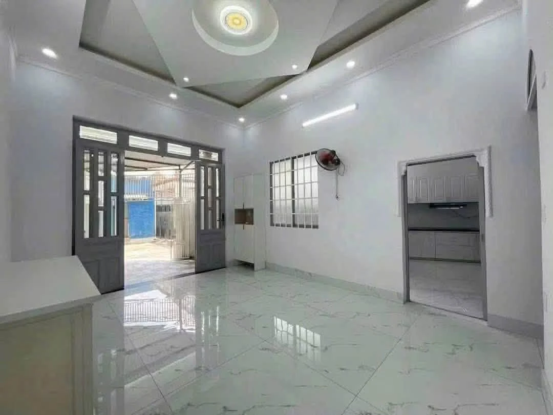 Bán nhà 110m2, 3 phòng ngủ, hẻm ô tô, gần công an phường Trấn Biên, Đồng Nai - Ảnh 1