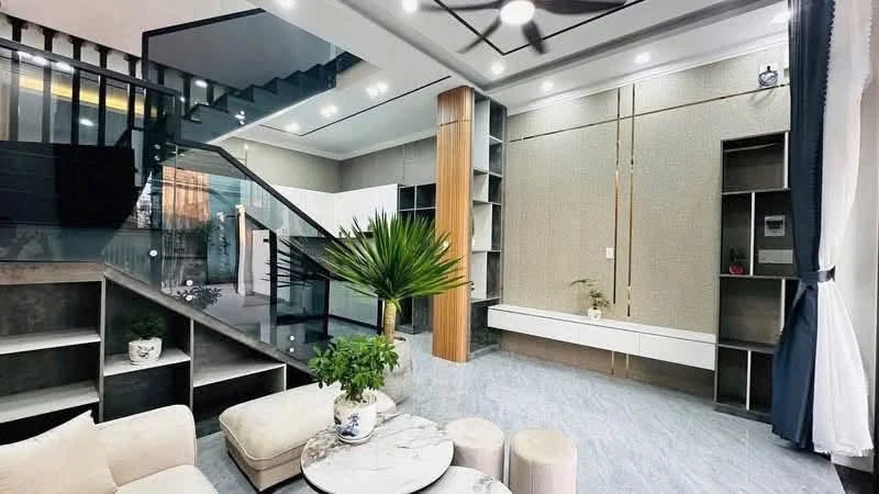 Bán nhà mê tân cổ điển 90m² 3 phòng ngủ Bình Tân - Ảnh thu nhỏ 4