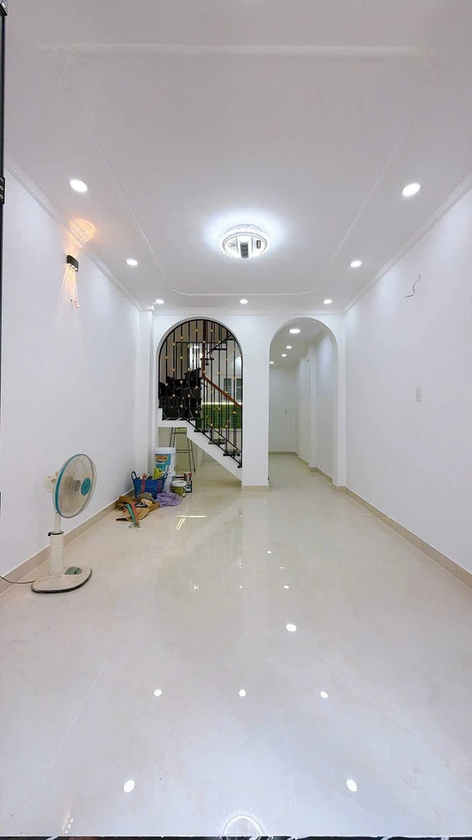 Bán nhà phố Quận 4, 38.7m², 3 phòng, 5.25 tỷ - Ảnh thu nhỏ 3