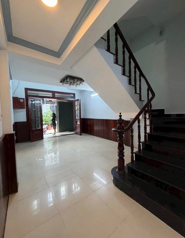 Bán nhà 8 phòng ngủ 51.6m² Gò Dầu Bình Tân