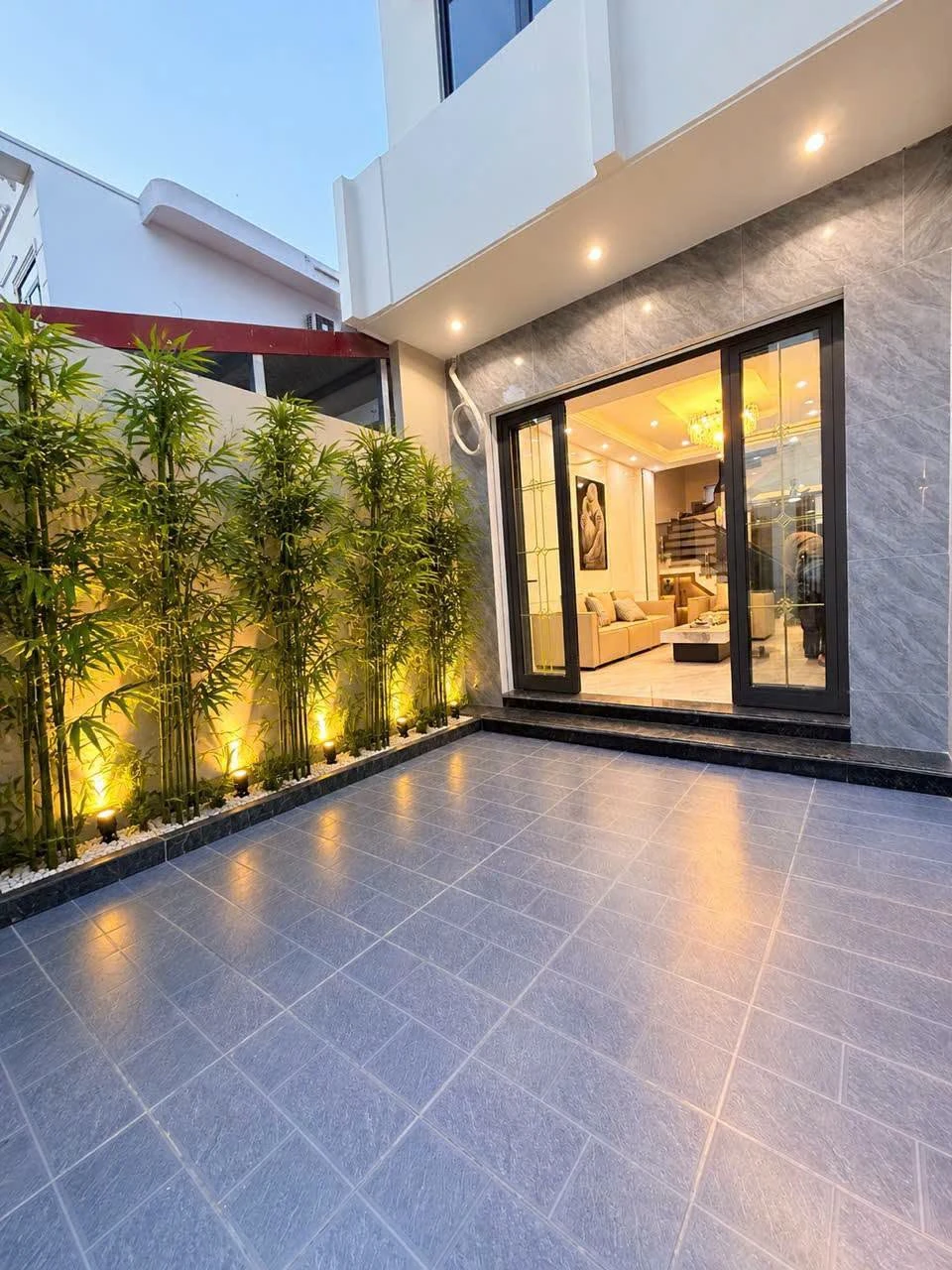 Bán nhà phố Chợ Hàng 70m² 4 tầng 5 tỷ 560 triệu - Ảnh 1