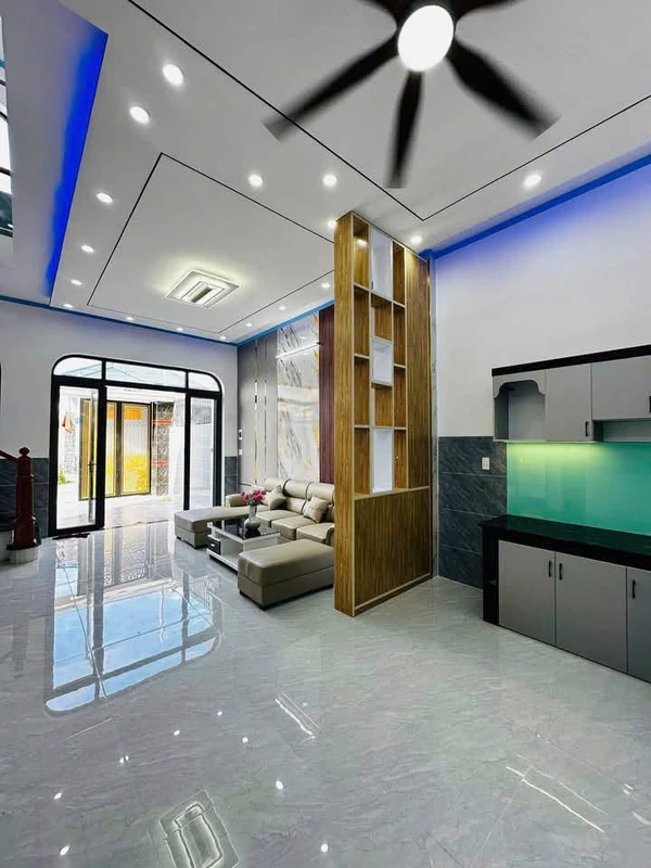 Bán nhà lầu 5x19m sổ riêng thổ cư, 3PN, khu phố 6 Phường Trảng Dài, Đồng Nai
