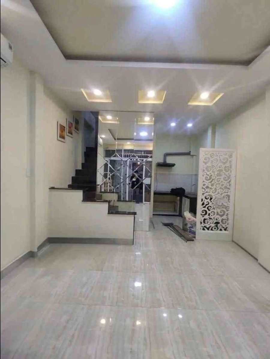 Bán nhà 2 tầng 64m² Lê Văn Sỹ, Quận 3 gần mặt tiền nhỉnh 7 tỷ - Ảnh thu nhỏ 2
