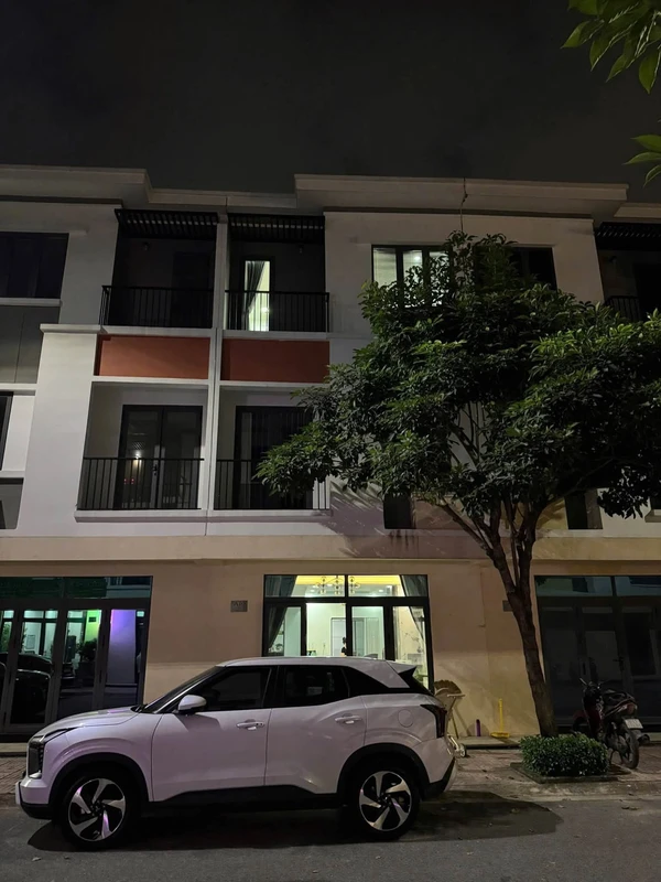 Bán nhà 3 tầng 4PN 160m2 gần THCS Bình Chuẩn, An Phú, giá 3,46 tỷ