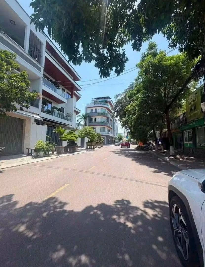 Bán nhà mặt tiền 92m² Cầu Vương, Quy Nhơn, 7 tỷ - Ảnh 1