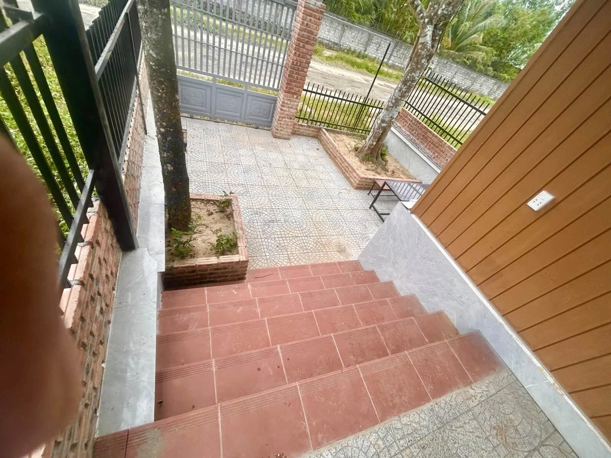 Bán nhà 2 mặt tiền 122m2 Phú Thượng gần 2 tỷ - Ảnh thu nhỏ 4