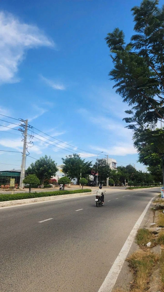 Bán nhà mặt tiền Yên Ninh 800m2, Phan Rang Tháp Chàm 7.5 tỷ - Ảnh thu nhỏ 5