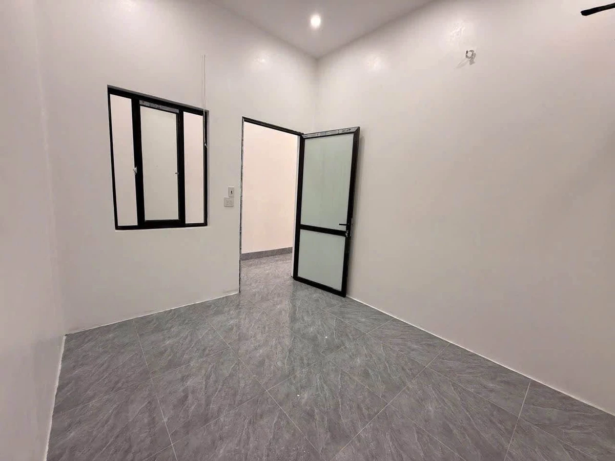 Bán nhà 2 phòng ngủ 72m² trung tâm Yên Bái - Ảnh thu nhỏ 4