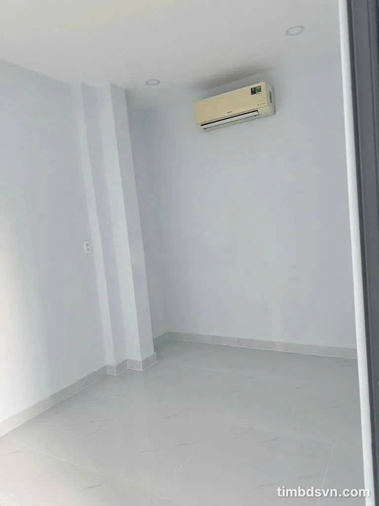 Cho thuê shophouse 170m² kinh doanh Bình Tân 18 triệu/tháng - Ảnh 1