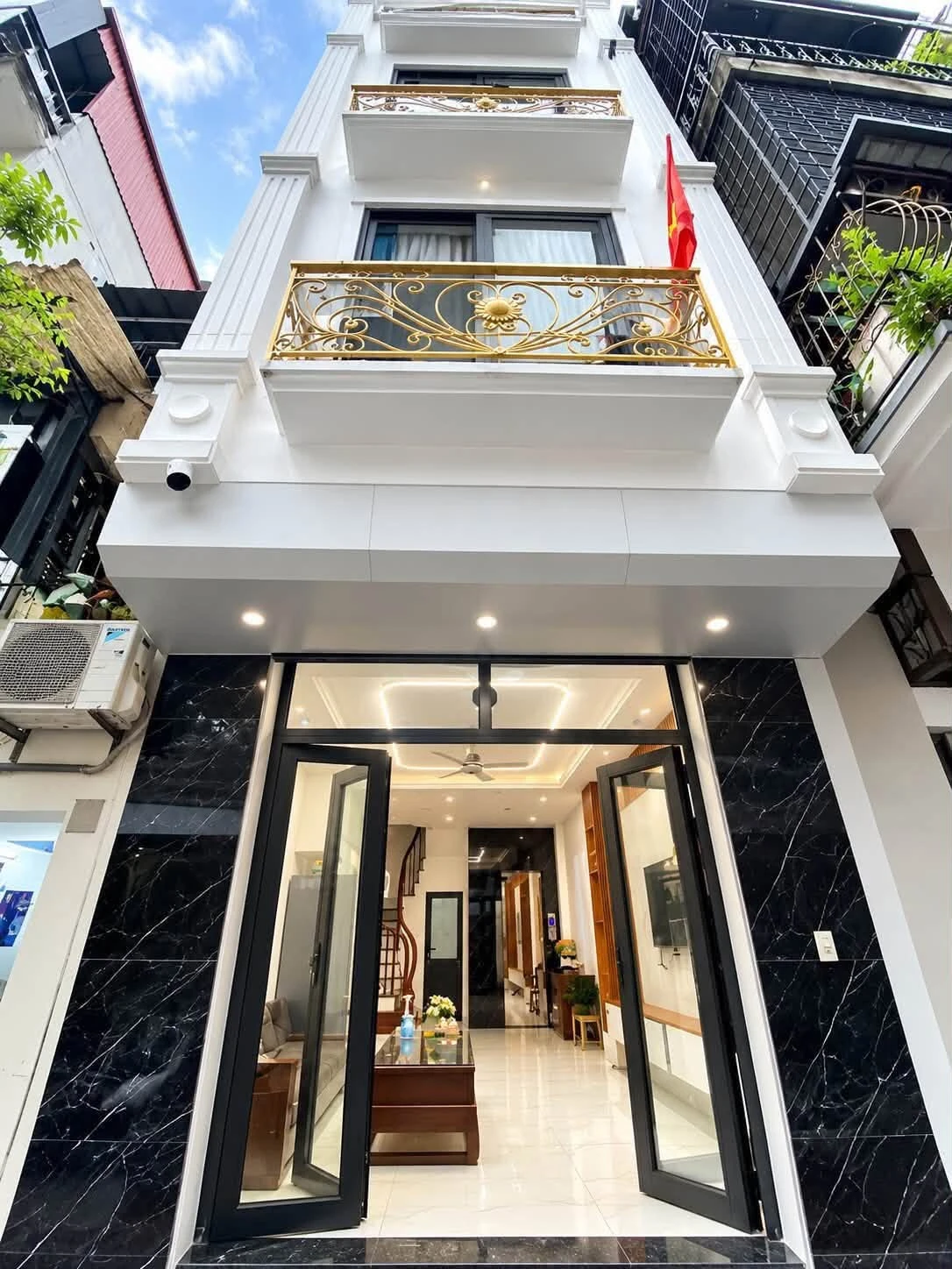 Bán nhà phố Bà Triệu 150m2 5 tầng, 9 tỷ - Ảnh 1