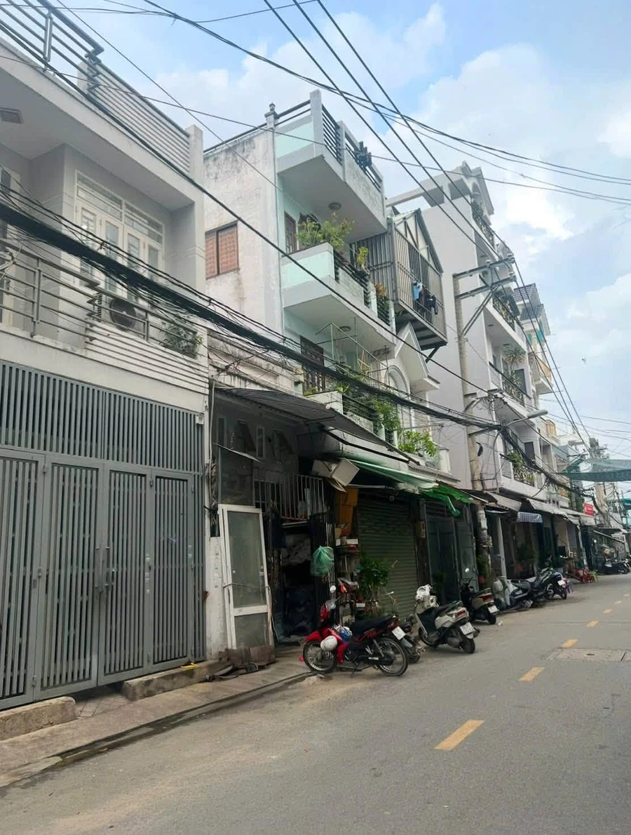 Bán nhà phố mặt tiền Bình Tân 61m² 2 tầng 6.4 tỷ - Ảnh thu nhỏ 2