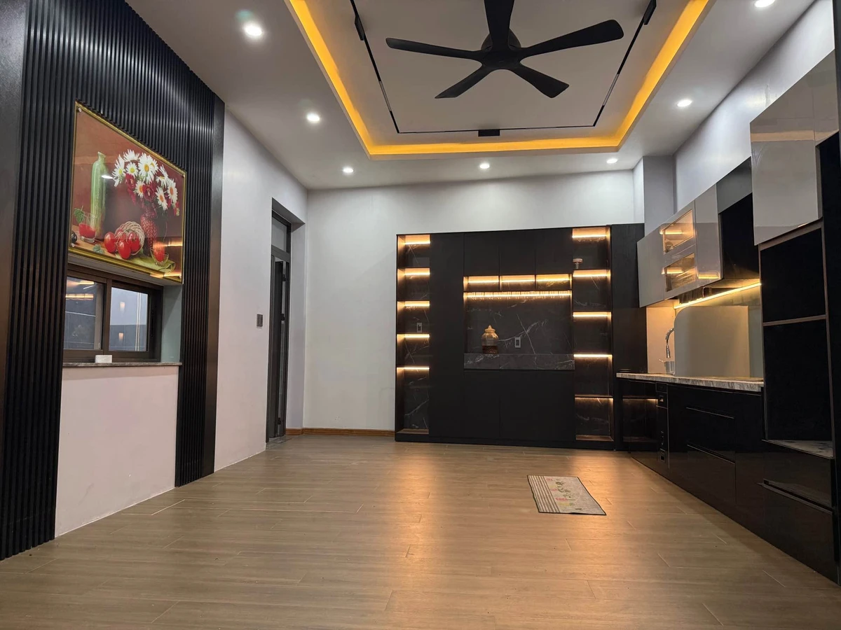 Bán biệt thự 180m2, 4 phòng ngủ gần KDC Tân Phong - Ảnh thu nhỏ 4