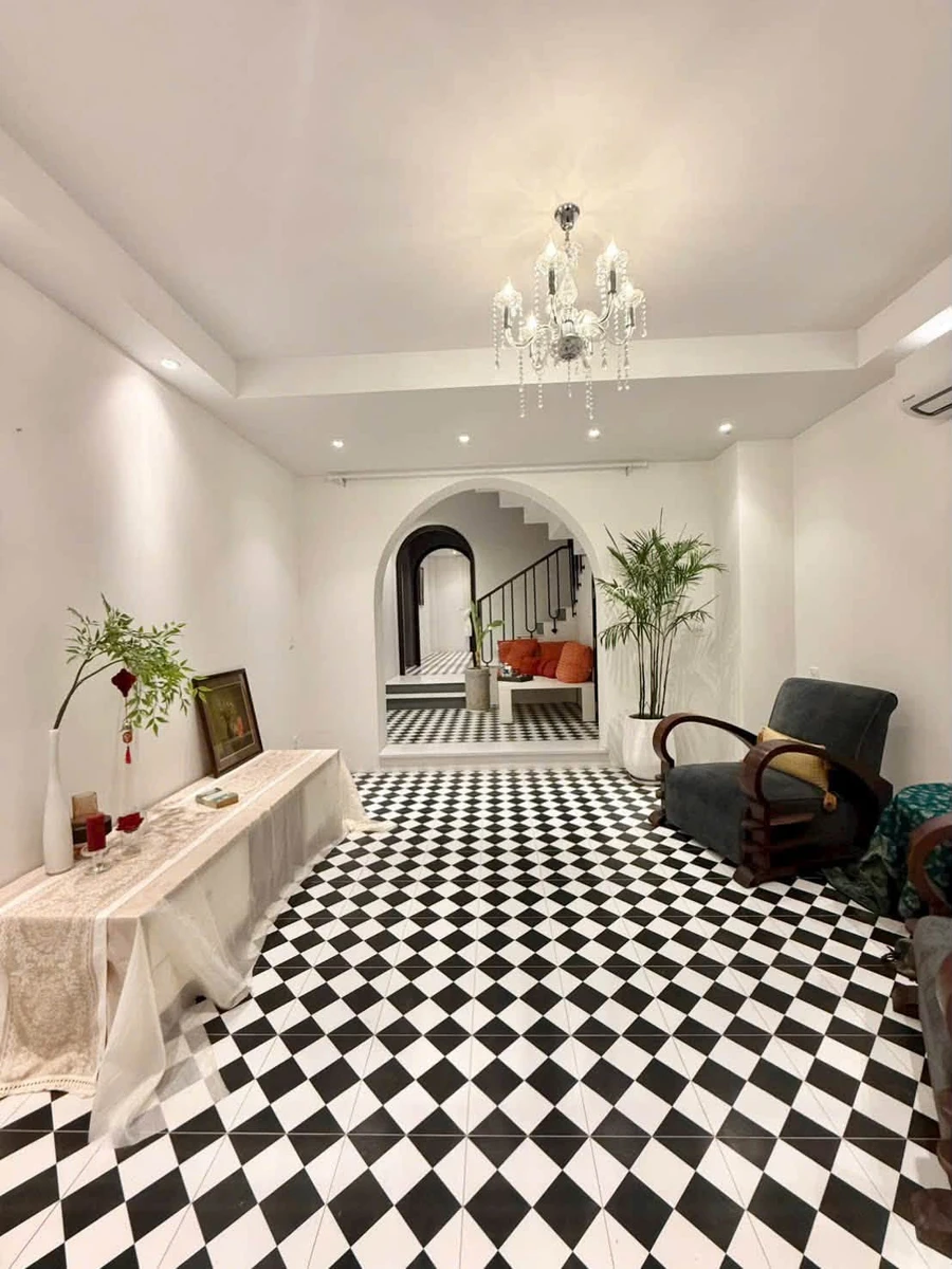 Bán nhà mặt tiền lùi 4x18m, 3 tầng, 4PN, đường Huyền Quang, Quận 1 - Ảnh thu nhỏ 3