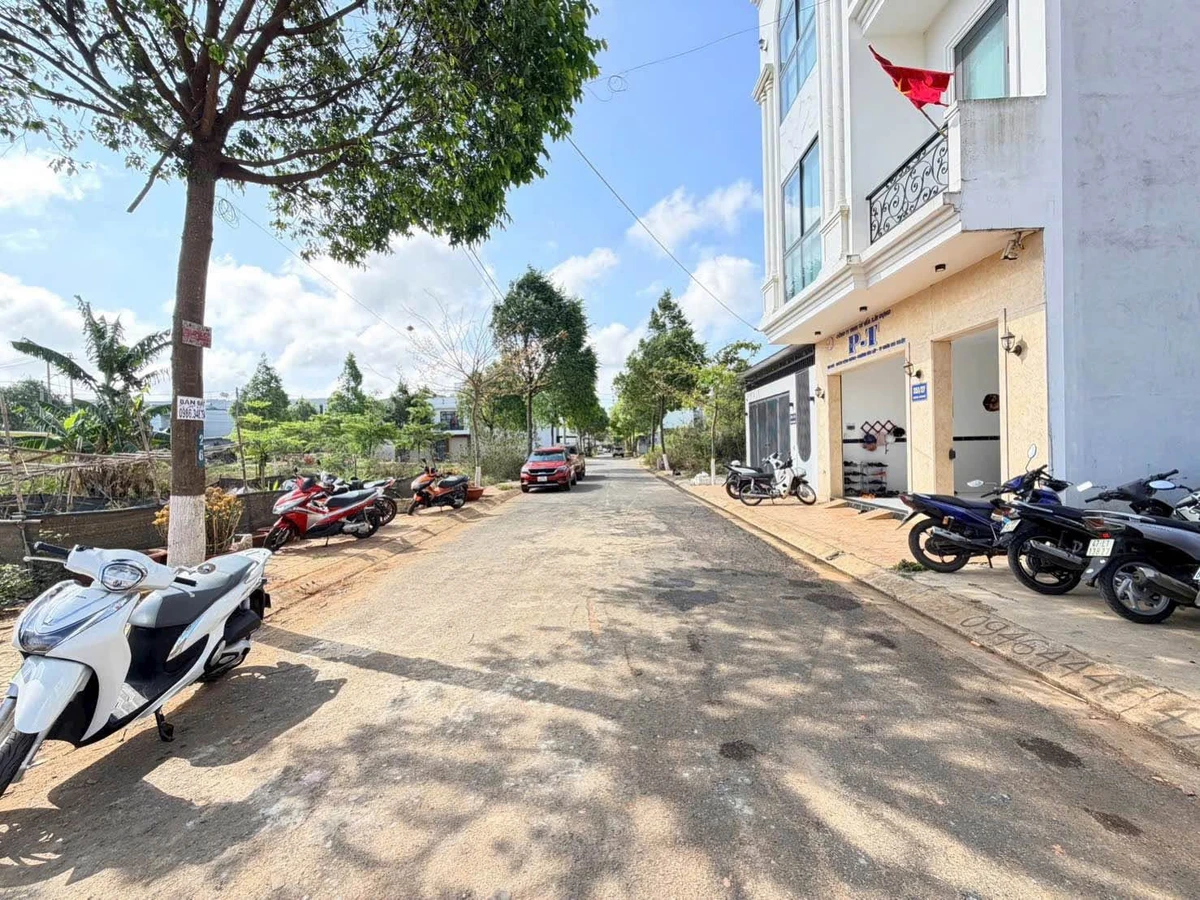 Bán đất mặt tiền Lê Hữu Kiển 108m² Buôn Ma Thuột 6.3 tỷ - Ảnh 1