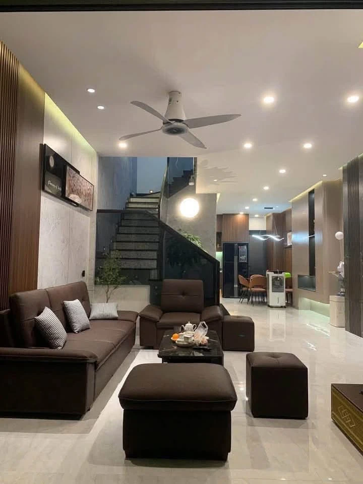 Cho thuê nhà 3 tầng 80m2, 3 phòng ngủ khu Dahlia Ecogarden, Vỹ Dạ, Huế - Ảnh 1