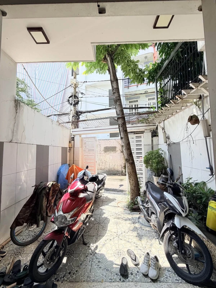 Bán nhà 4 tầng 83m2, 5PN 6WC hẻm xe hơi gần mặt tiền Quang Trung, Gò Vấp - Ảnh thu nhỏ 3