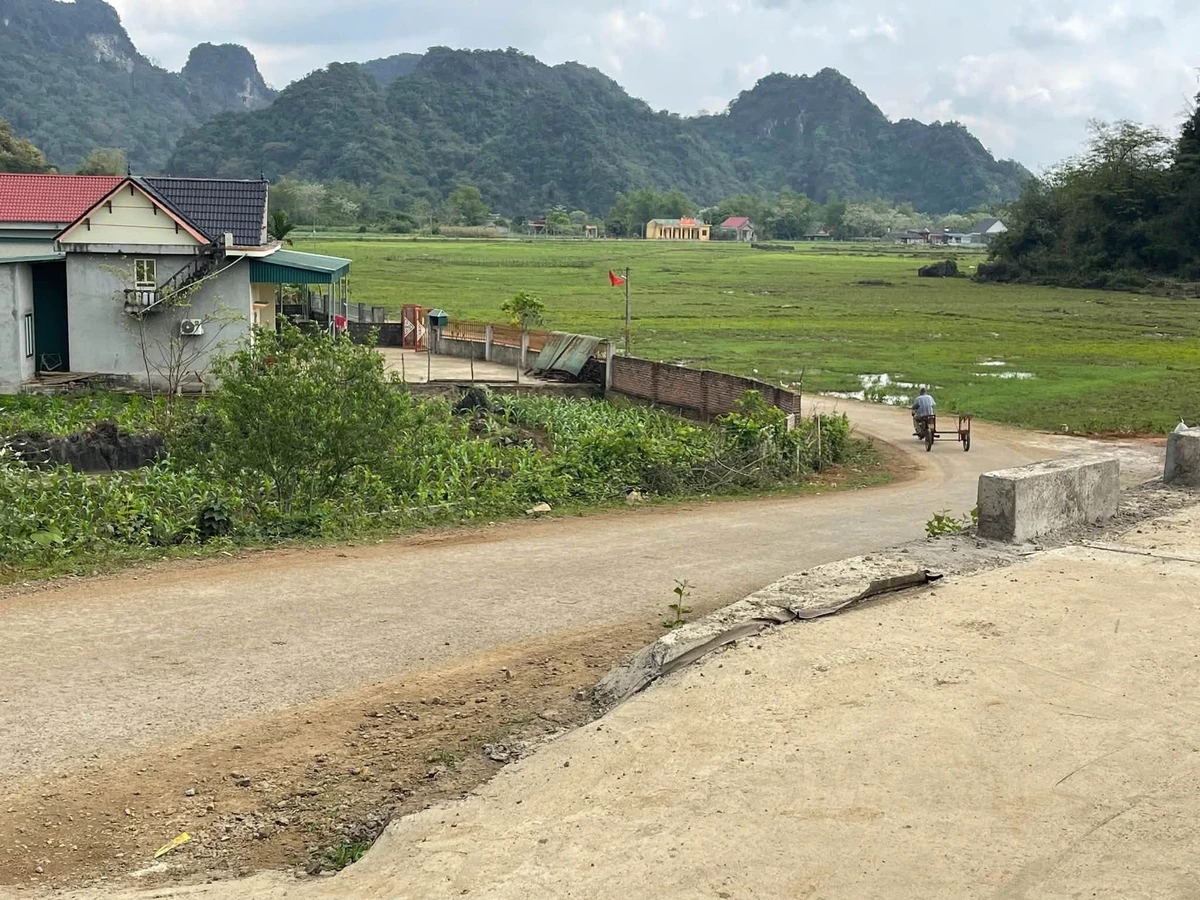 Bán đất 4200m² nghỉ dưỡng Yên Thuỷ 1 tỷ 790 triệu - Ảnh thu nhỏ 3