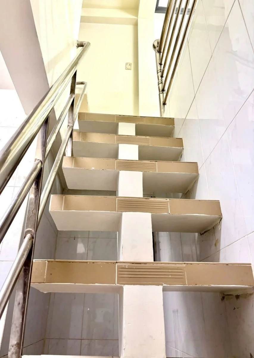 Bán nhà 2 tầng 60m² 2PN Rạch Giá 800 triệu - Ảnh thu nhỏ 4