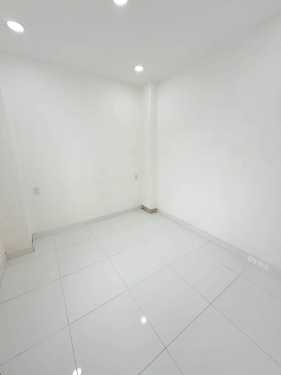 Bán nhà phố 35m² 3 tầng 3PN Tô Hiến Thành Quận 10 - Ảnh thu nhỏ 4