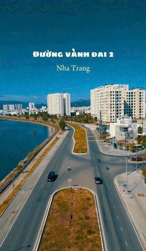 Bán hoặc cho thuê nhà 2 mặt tiền 90m2 view sông KĐT Hà Quang 1, Nha Trang