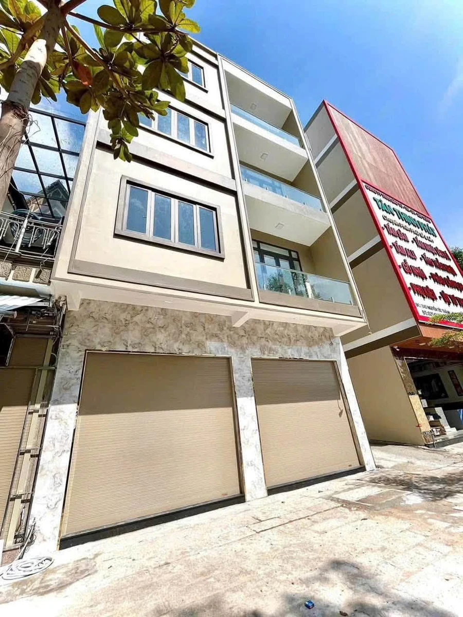 Cho thuê nhà nguyên căn 1 triệt 3 lầu 256m2 Bà Rịa 15tr/tháng - Ảnh thu nhỏ 2