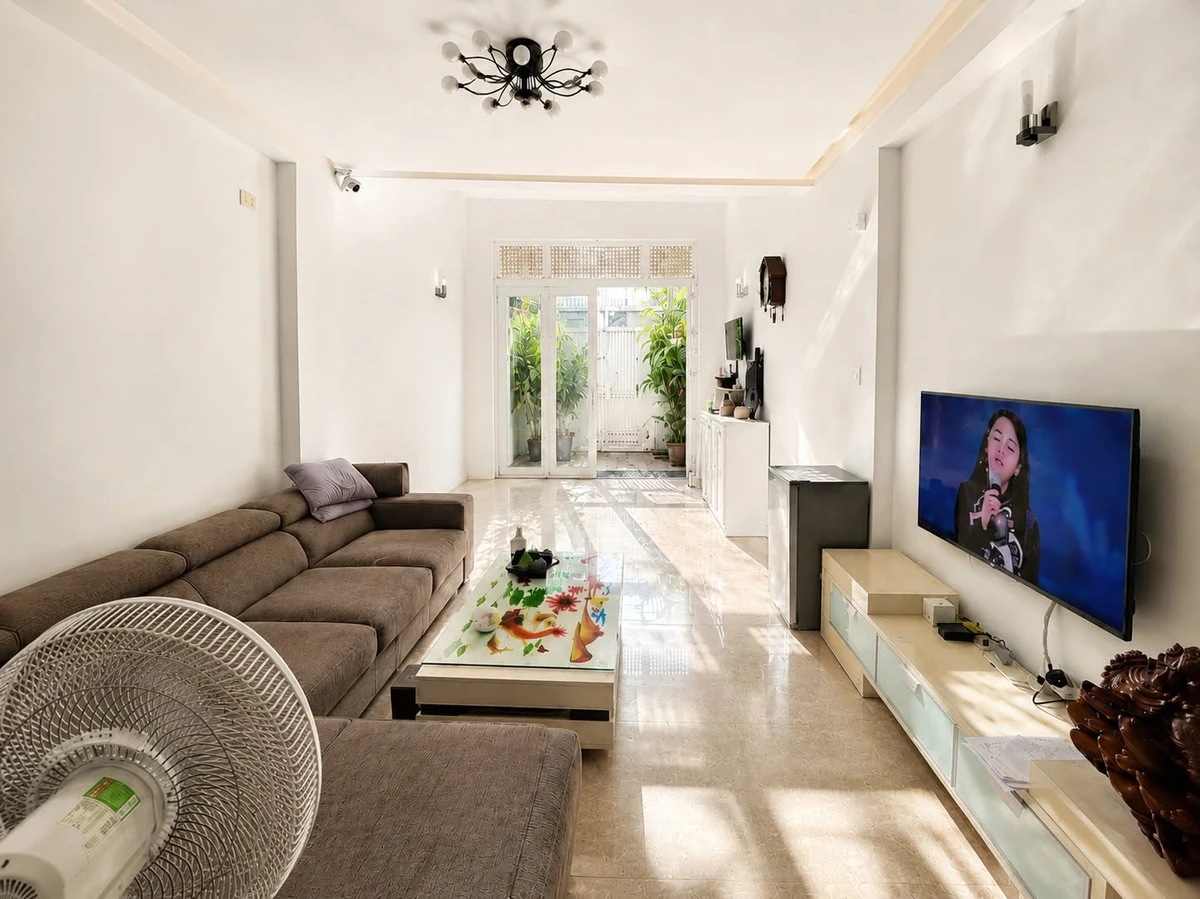 Bán nhà 5 tầng 92m² đường Ni Sư Huỳnh Liên, Tân Bình - Ảnh thu nhỏ 2