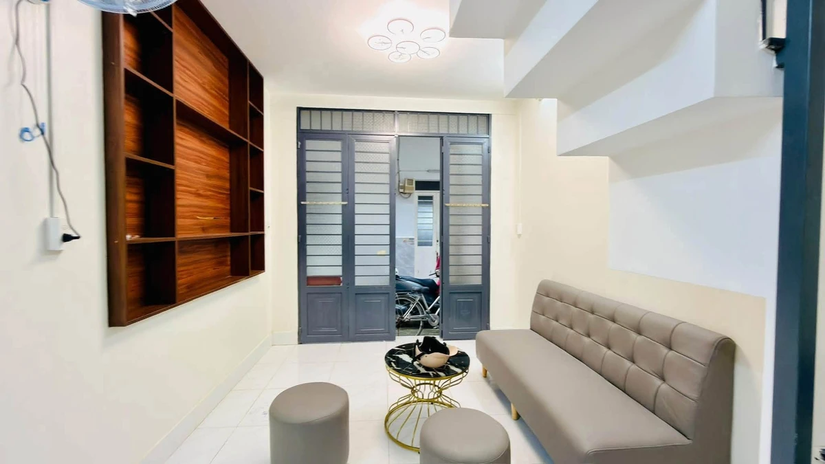 Bán nhà 2 tầng 19.5m² Lê Văn Lương Nhơn Đức 830 triệu - Ảnh 1