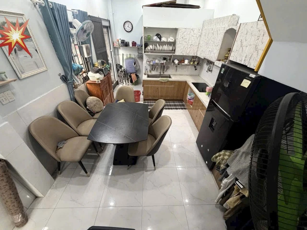 Bán nhà 2 tầng 70m² hẻm Đường 11, Trường Thọ, Thủ Đức - 4,2 tỷ - Ảnh thu nhỏ 4