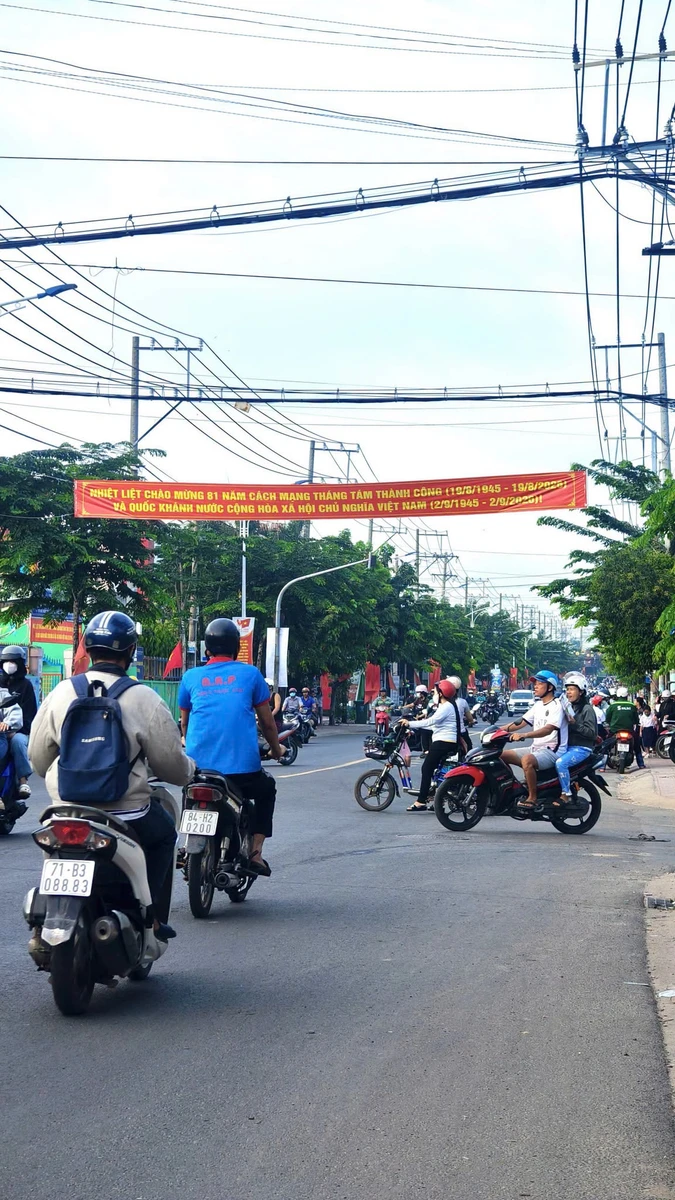 Bán đất mặt tiền kinh doanh 130m2 đường D4 KDC Thuận Giao, Thuận An, Bình Dương - Ảnh thu nhỏ 2
