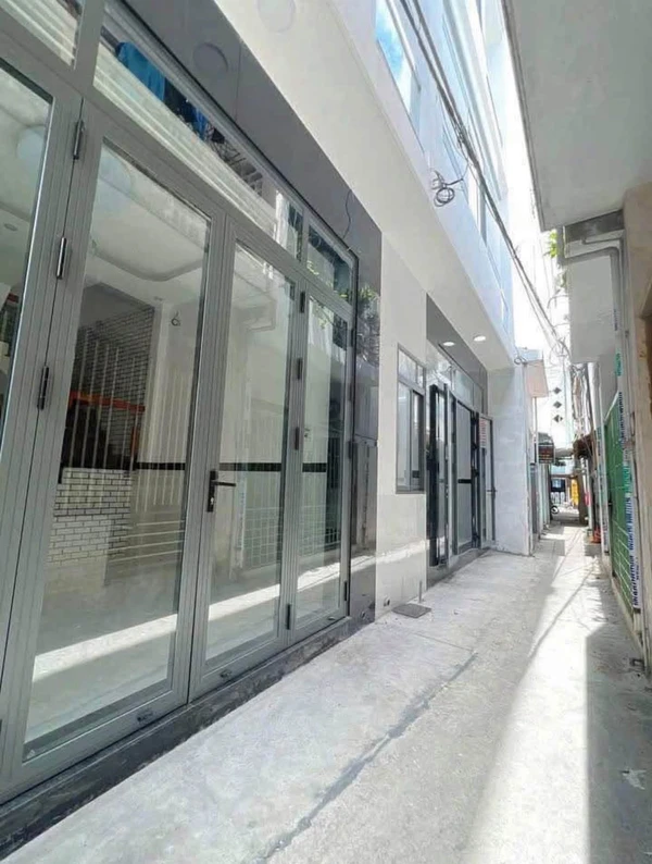 Bán nhà hẻm Võ Mười 41m2, 3 tầng 3 phòng ngủ tại Quy Nhơn Nam