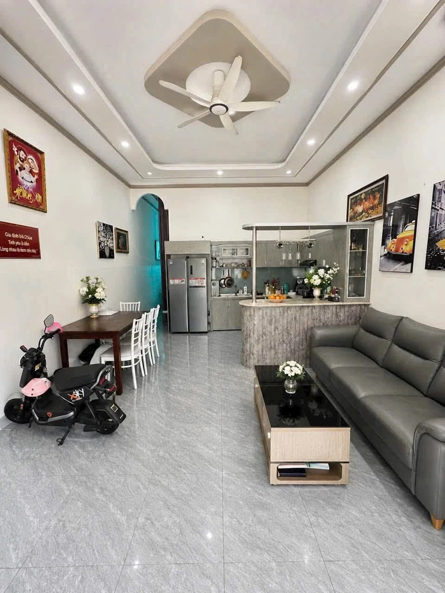 Bán nhà 80m² 5×16m gần chợ Trảng Dài, 2 PN, 2 tỷ 390 - Ảnh thu nhỏ 2