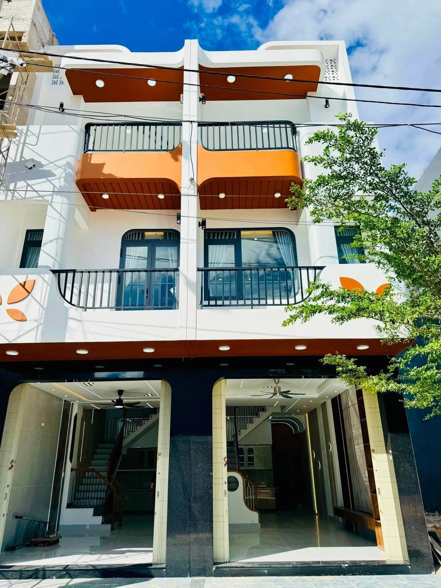 Bán nhà mặt tiền 3 tầng 62m2 Hà Thanh 2 Quy Nhơn - Ảnh 1