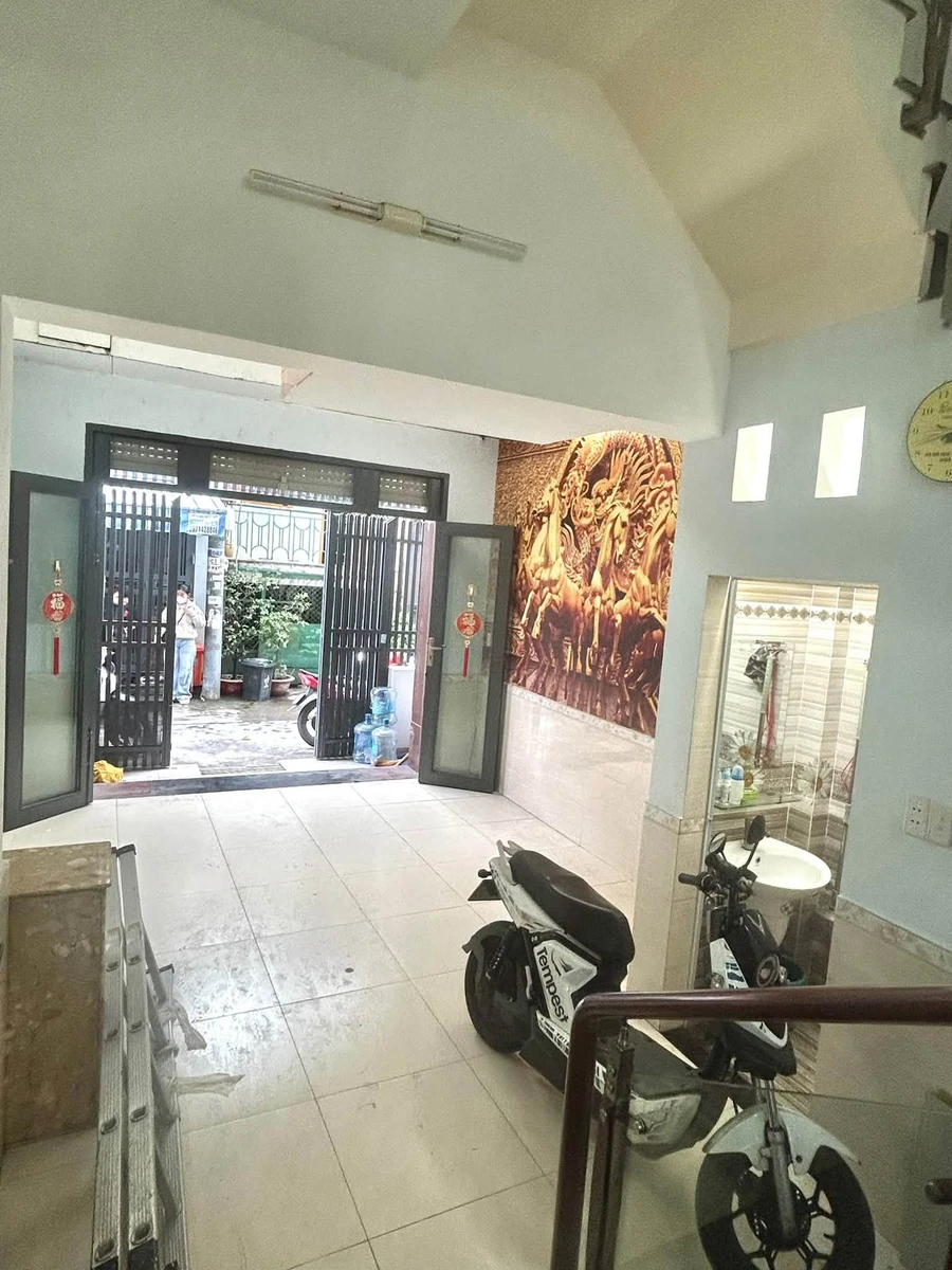 Bán nhà 4 tầng 44m2 hẻm xe hơi gần Bình Trị Đông, Bình Tân giá 5 tỷ - Ảnh thu nhỏ 4