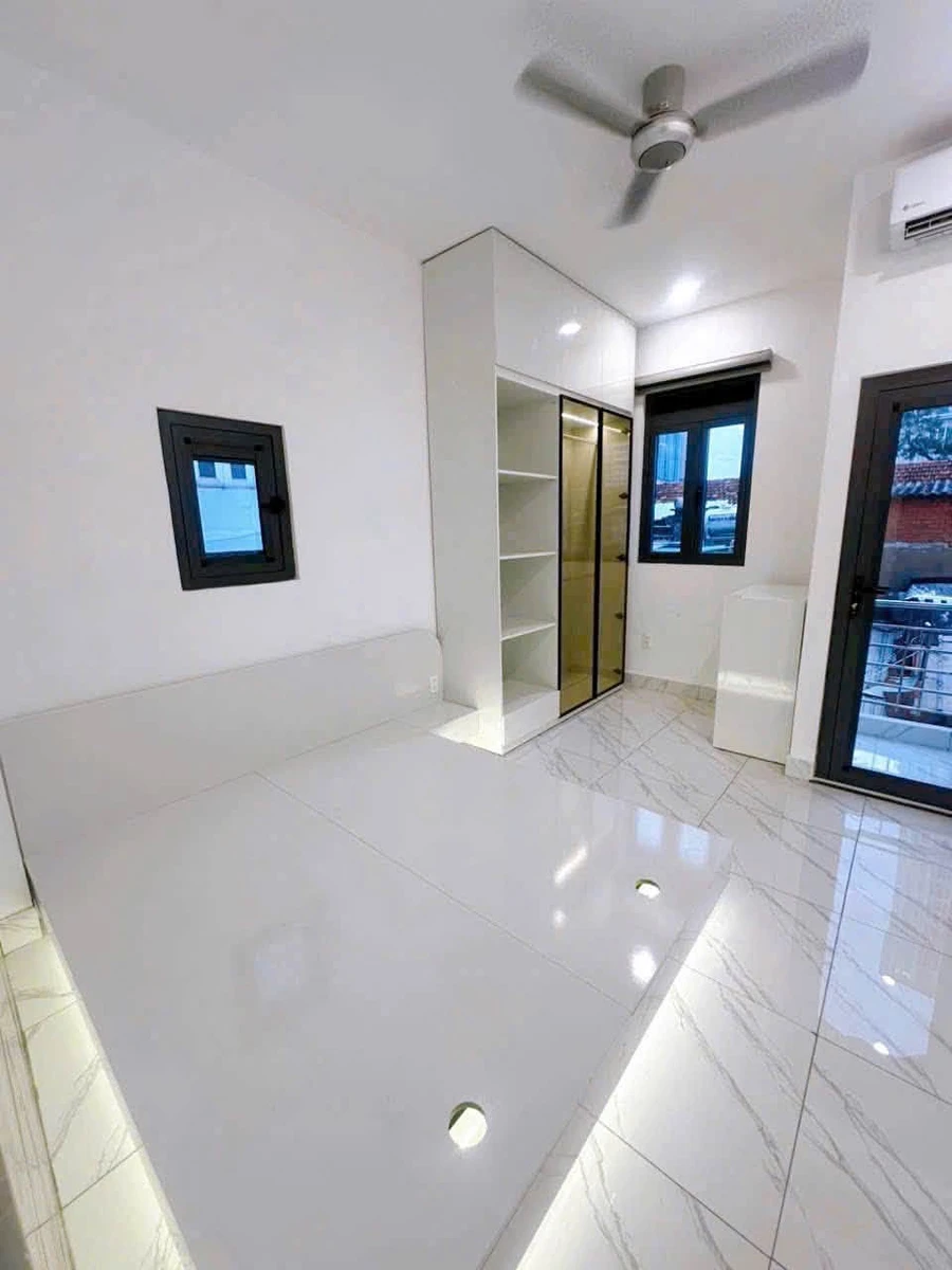 Bán nhà Quận 4, Khánh Hội, 6PN, 124m², 7.2 tỷ - Ảnh thu nhỏ 2