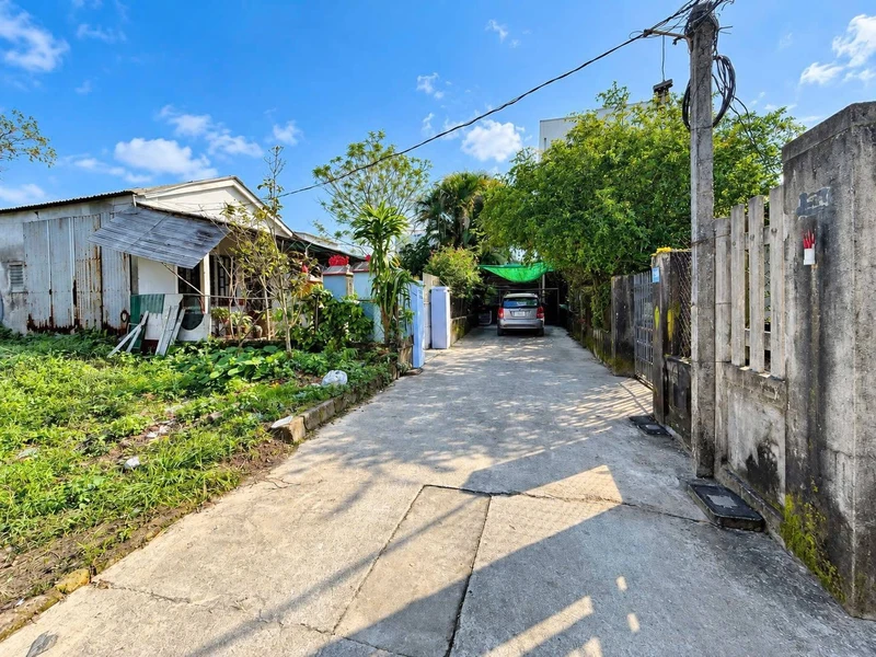 Bán đất kiệt ô tô 120,7m² Nguyễn Khoa Chiêm Huế 2 tỷ 1