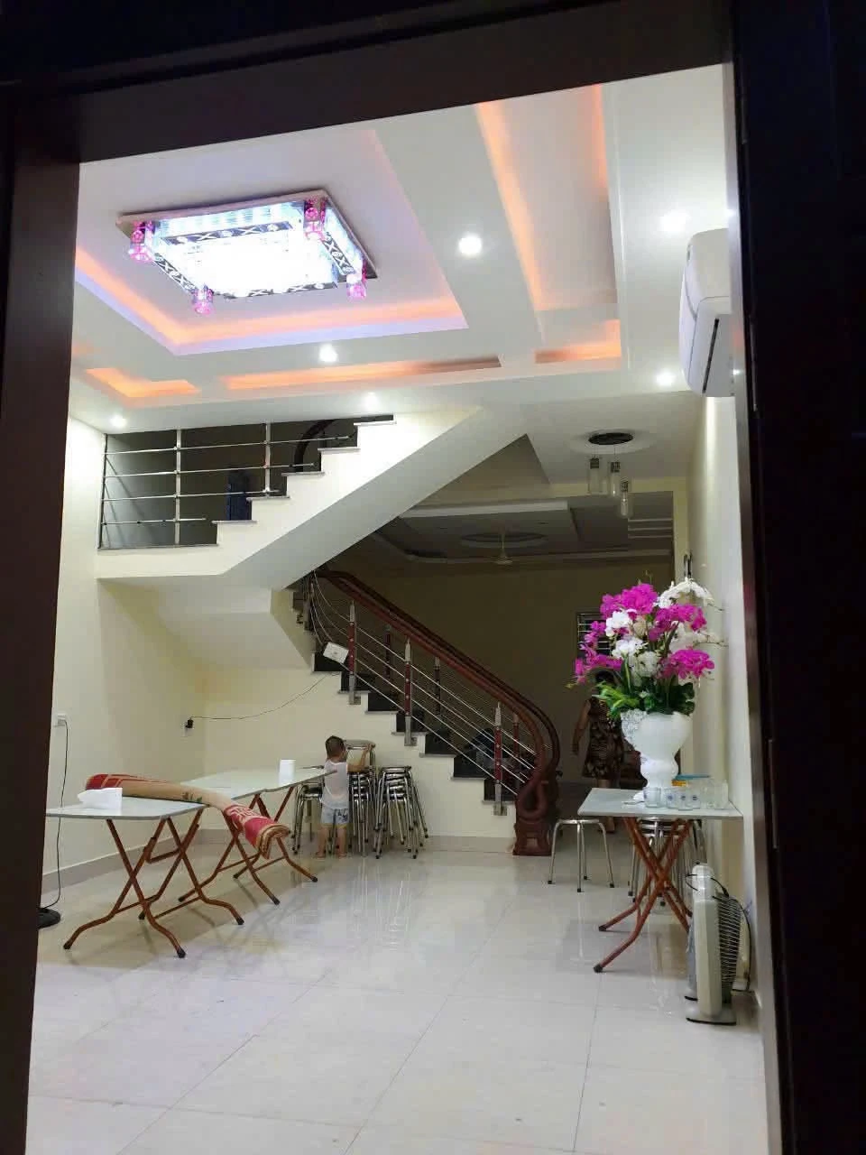 Bán nhà 2 tầng 75m2 Phạm Ngũ Lão Quận 5 giá 3 tỷ - Ảnh 1