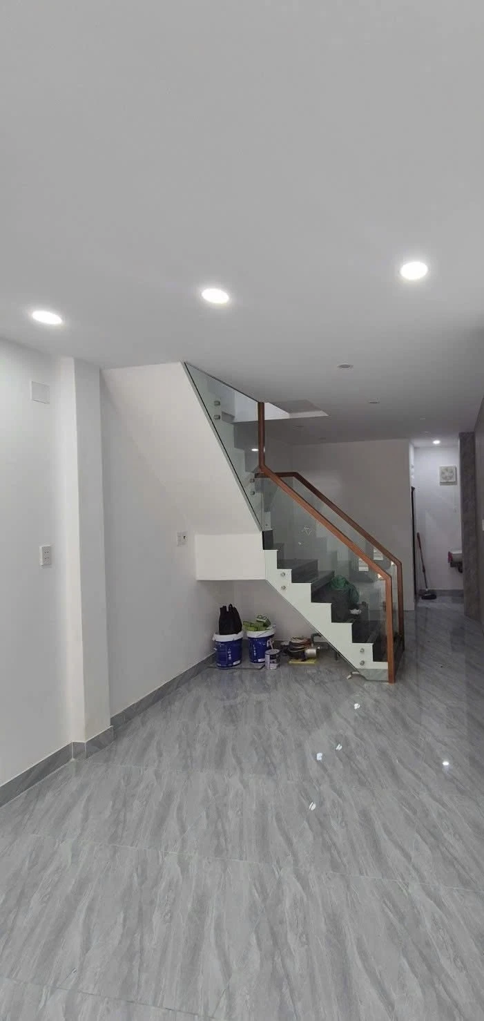 Bán nhà hẻm Lạc Long Quân, Quận 11 - 29m² - 6 tỷ - Ảnh 1