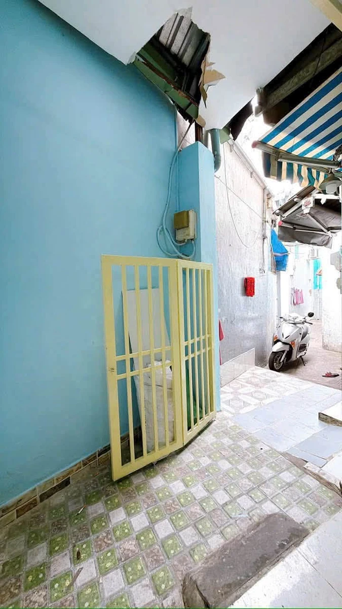 Bán nhà Tôn Đản Quận 4, 21.7m2, 2 phòng, 2.35 tỷ - Ảnh 1