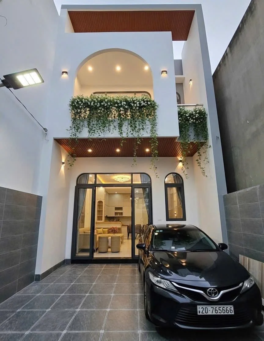 Bán nhà 3 phòng ngủ 125 m² gần Biên Hòa - Ảnh 1