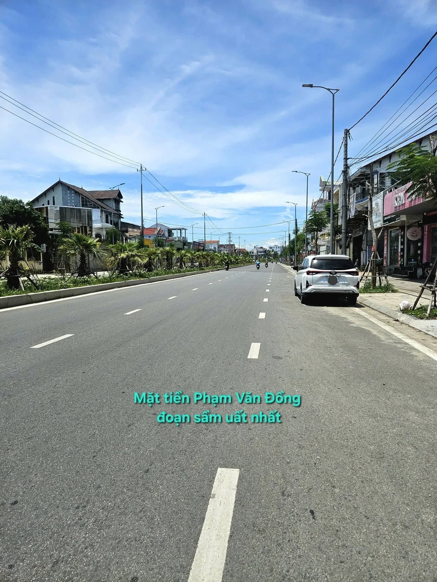 Bán 2 lô đất mặt tiền Phạm Văn Đồng, Huế, 221m², 23 tỷ - Ảnh 1