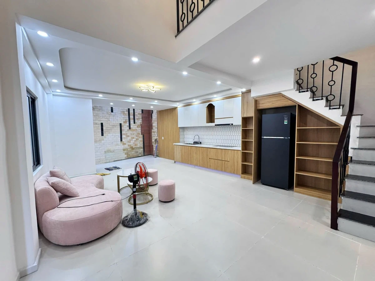 Bán nhà 3 tầng 52m² 3 PN 3 WC Thái Thị Bôi 3 tỷ 650 - Ảnh 1