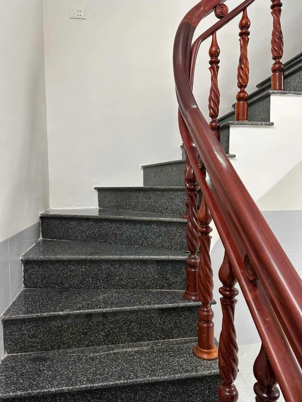 Bán nhà Phan Đăng Lưu, Đức Lập, Lâm Đồng, 3PN, 120m², 2.2 tỷ - Ảnh 1